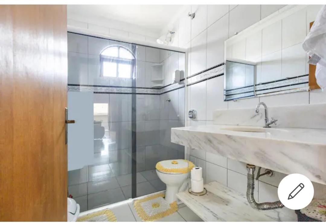 Quarto Em Casa Da Familia Anton São José dos Pinhais Exteriör bild